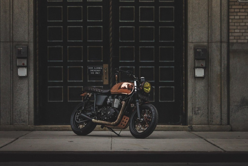 copper-triumph-bonneville-miss-moneypenny-10-1200x800