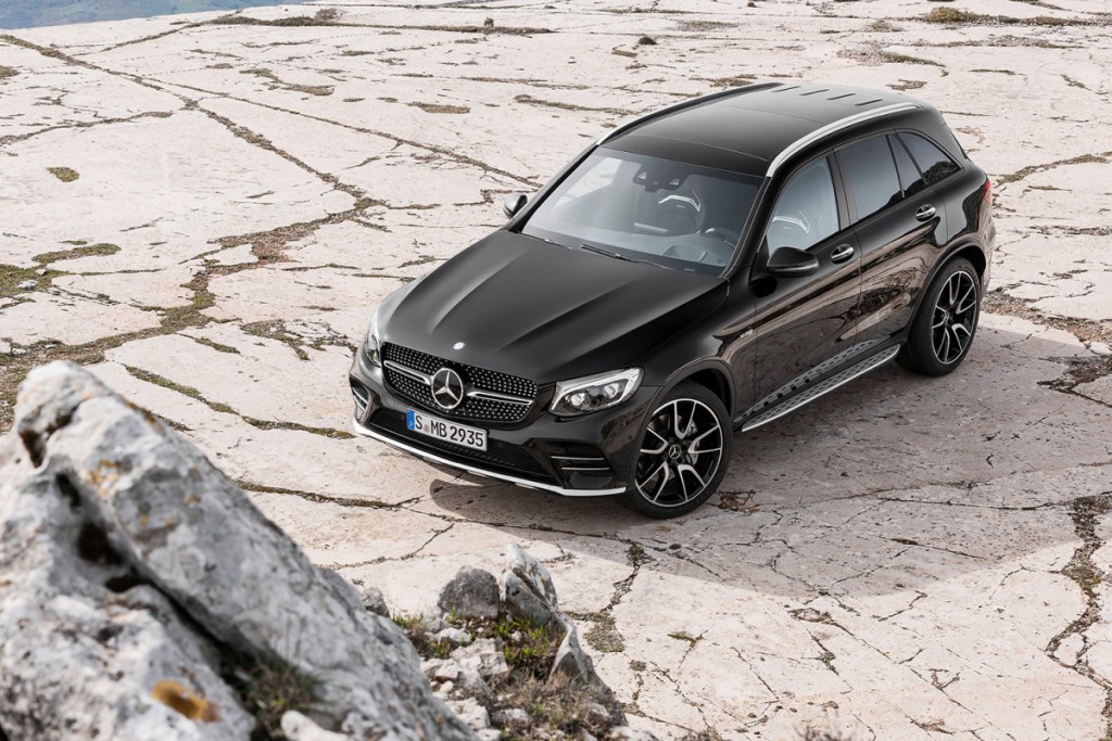 mercedes-amg-glc-43-4matic-mid-size-suv-06-1200x800