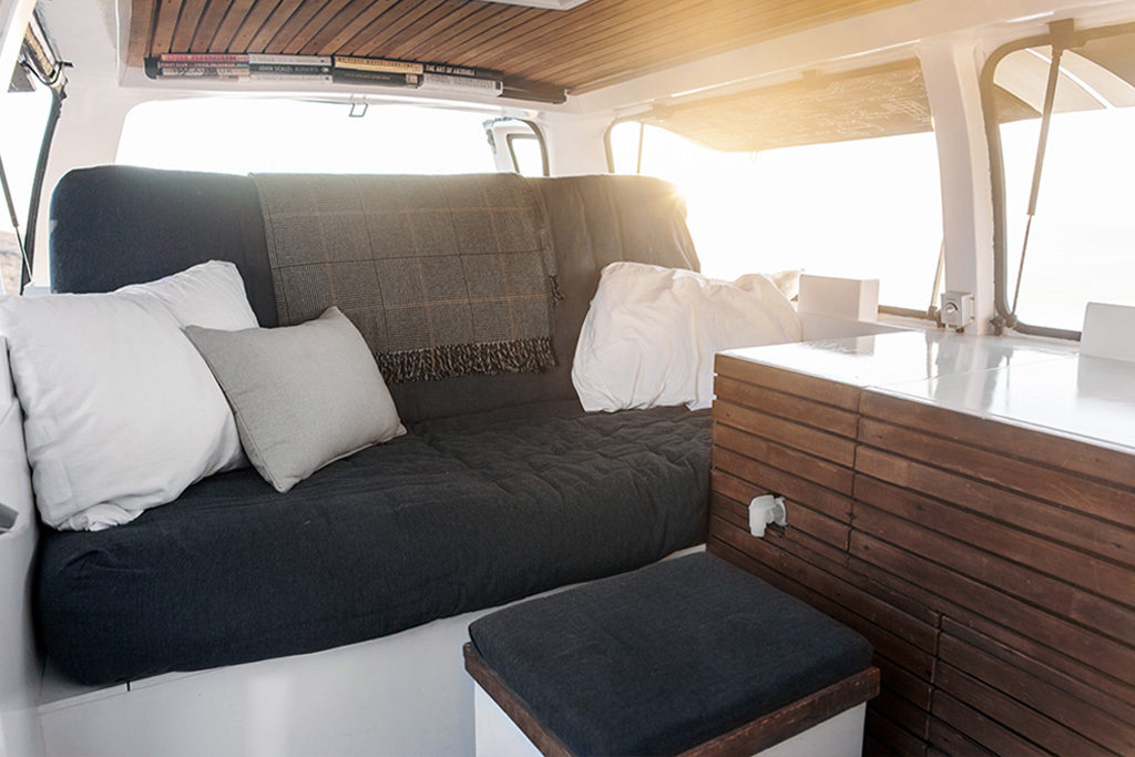 filmmaker-converts-cargo-van-into-a-home-and-mobile-studio-5